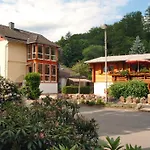 Am Kupferberg Apartman *